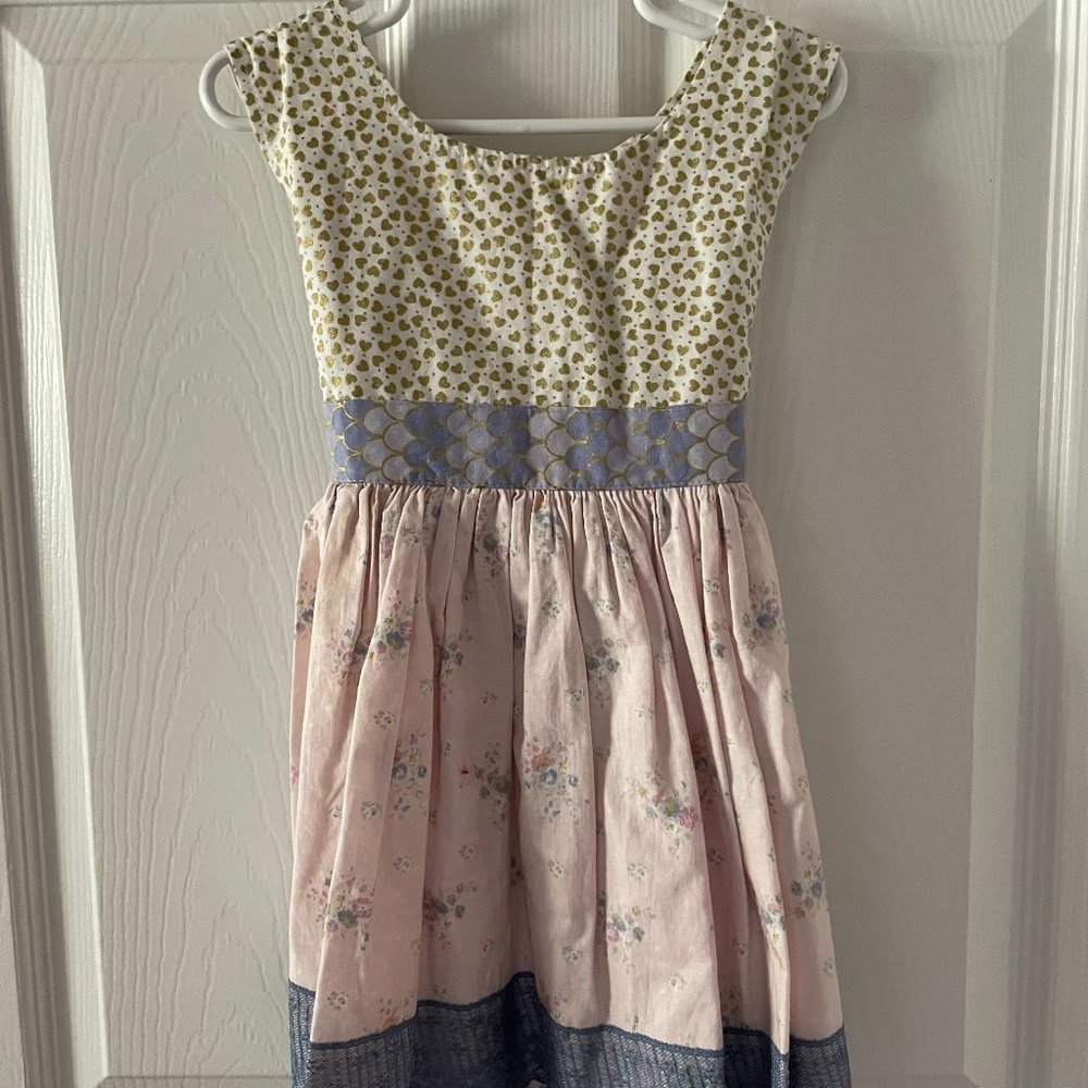 PLATINUM Matilda Jane heart and floral dress 9/9    size 6